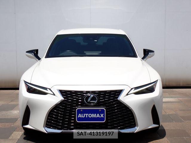 Lexus IS 2023-06 7220950-3