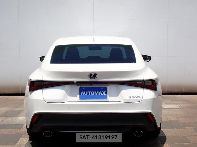 Lexus IS 2023-06 7220950-5
