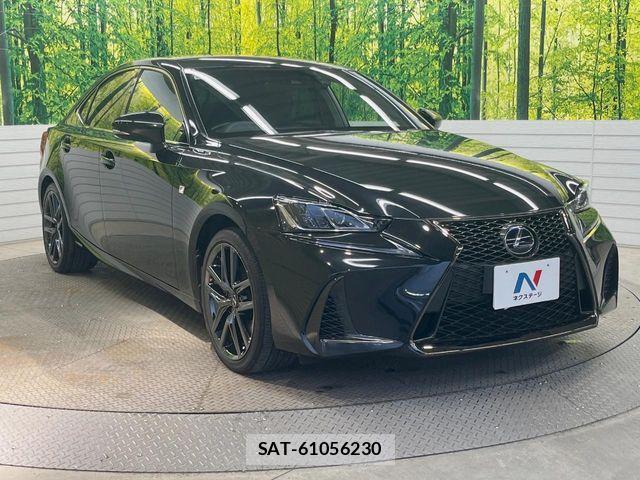 Lexus IS 2018-10 7220934-15