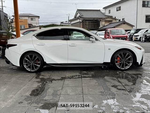 Lexus IS 2020-12 7220939-10