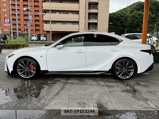 Lexus IS 2020-12 7220939-11