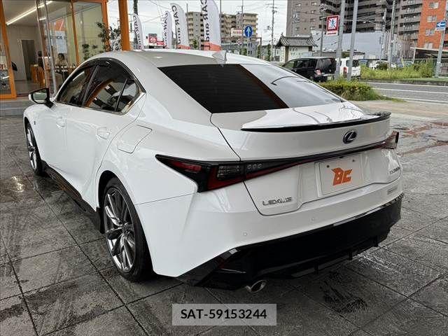 Lexus IS 2020-12 7220939-12