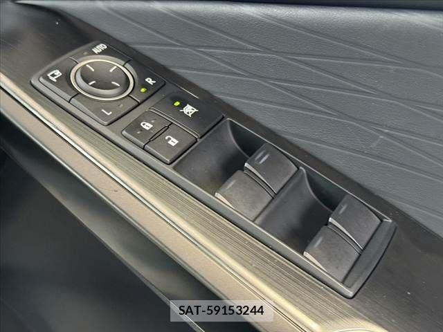 Lexus IS 2020-12 7220939-19