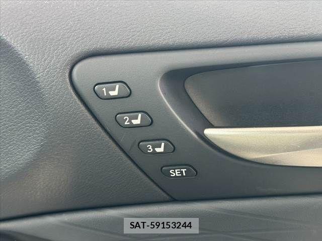 Lexus IS 2020-12 7220939-20
