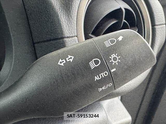 Lexus IS 2020-12 7220939-22
