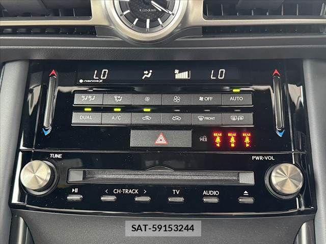 Lexus IS 2020-12 7220939-4
