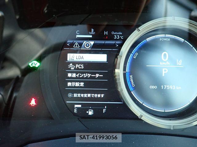 Lexus IS 2017-09 7220936-12