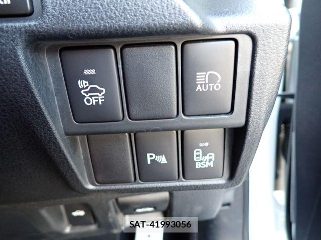 Lexus IS 2017-09 7220936-15