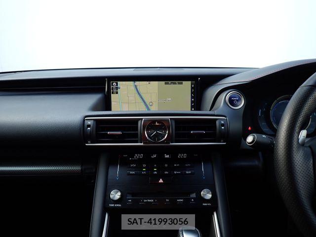 Lexus IS 2017-09 7220936-17