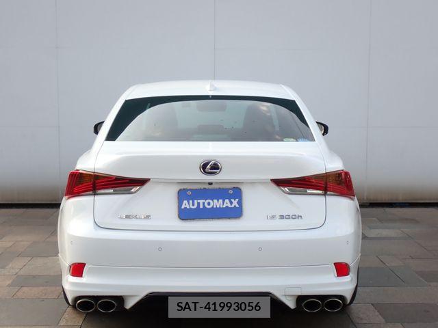 Lexus IS 2017-09 7220936-5