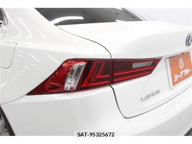 Lexus IS 2014-01 7220922-17