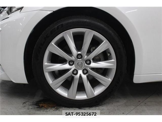 Lexus IS 2014-01 7220922-23