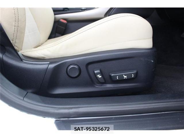 Lexus IS 2014-01 7220922-27
