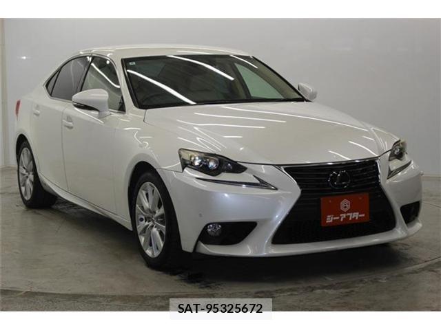 Lexus IS 2014-01 7220922-2