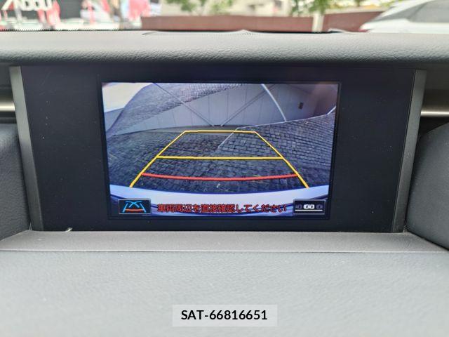 Lexus IS 2014-02 7220924-15