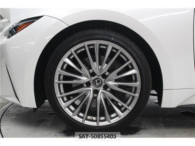 Lexus IS 2021-01 7220937-21