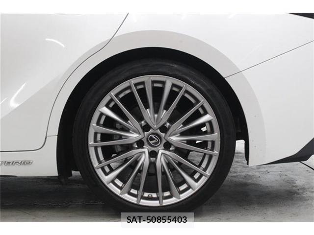 Lexus IS 2021-01 7220937-22