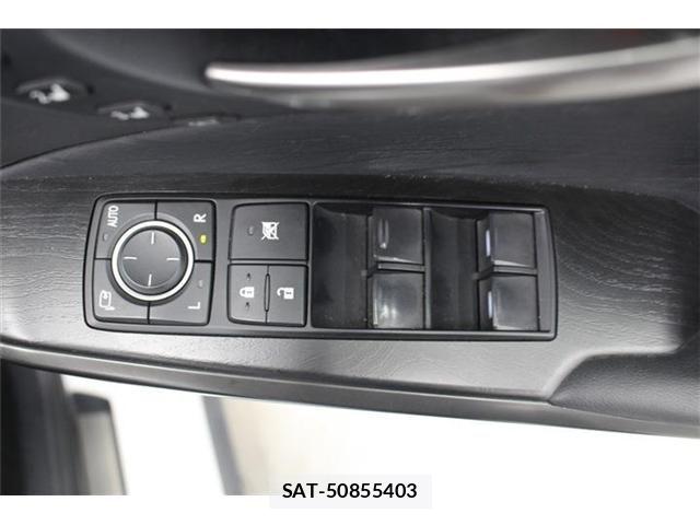 Lexus IS 2021-01 7220937-28