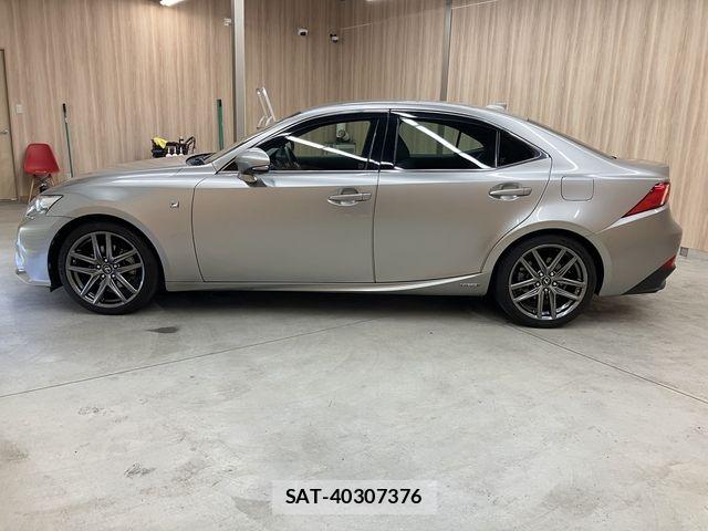 Lexus IS 2014-04 7220923-22