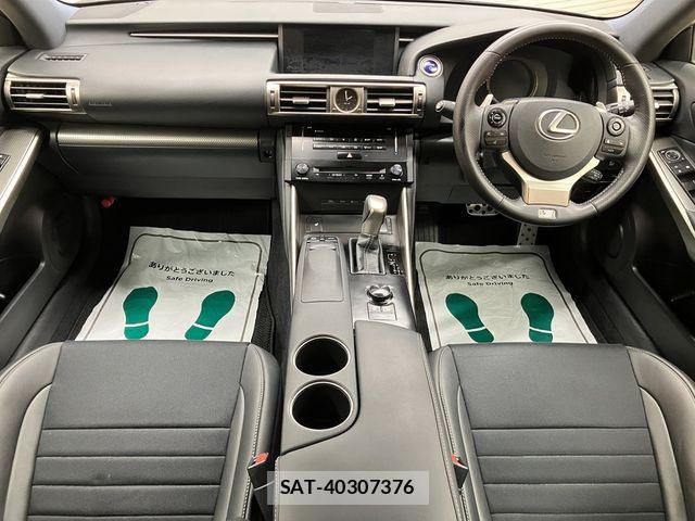 Lexus IS 2014-04 7220923-25