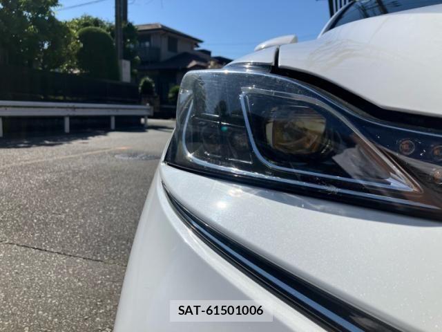 Lexus IS 2018-06 7220929-11