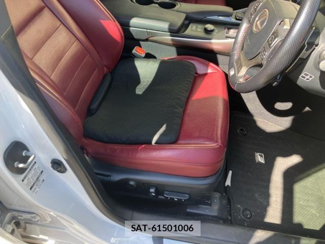 Lexus IS 2018-06 7220929-14