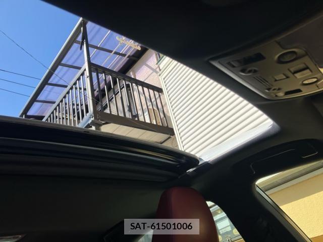 Lexus IS 2018-06 7220929-17