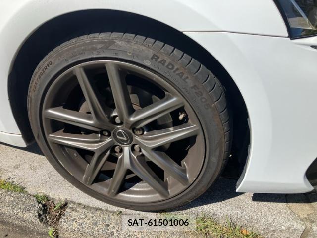 Lexus IS 2018-06 7220929-7