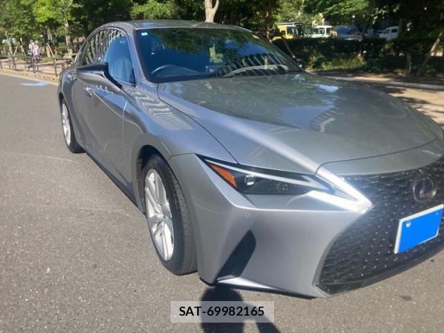 Lexus IS 2022-09 7220945-0