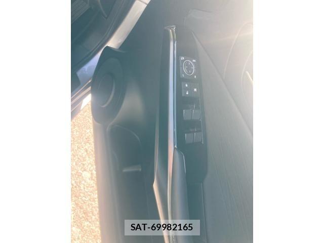 Lexus IS 2022-09 7220945-10