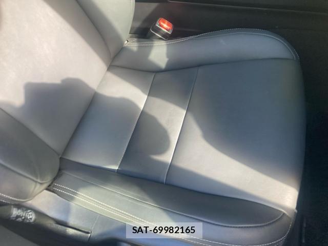 Lexus IS 2022-09 7220945-13