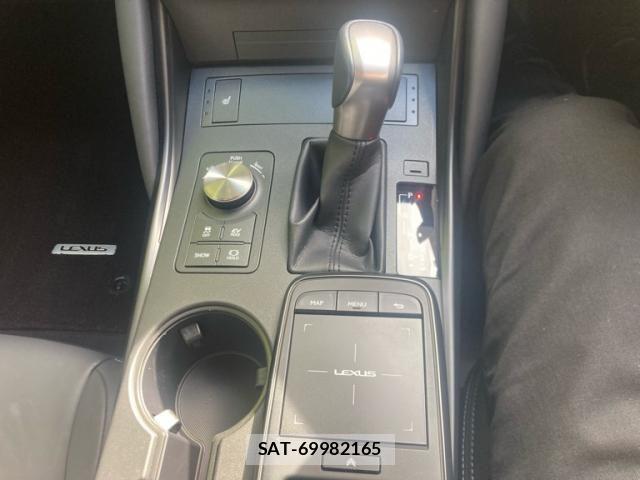 Lexus IS 2022-09 7220945-21
