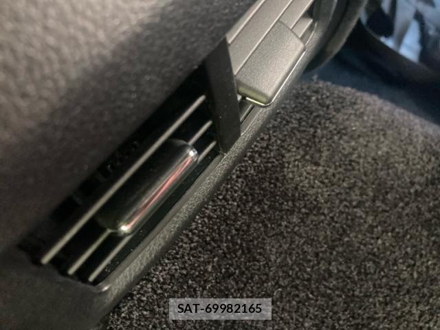Lexus IS 2022-09 7220945-25