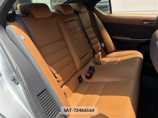 Lexus IS 2021-02 7220942-17