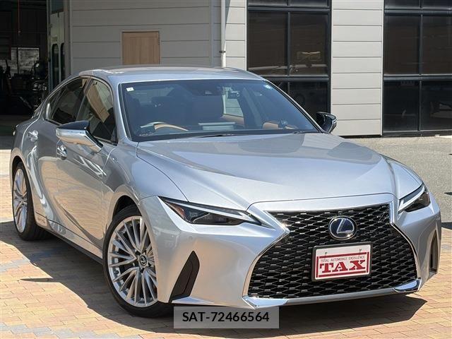 Lexus IS 2021-02 7220942-1
