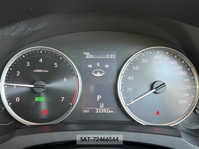Lexus IS 2021-02 7220942-29
