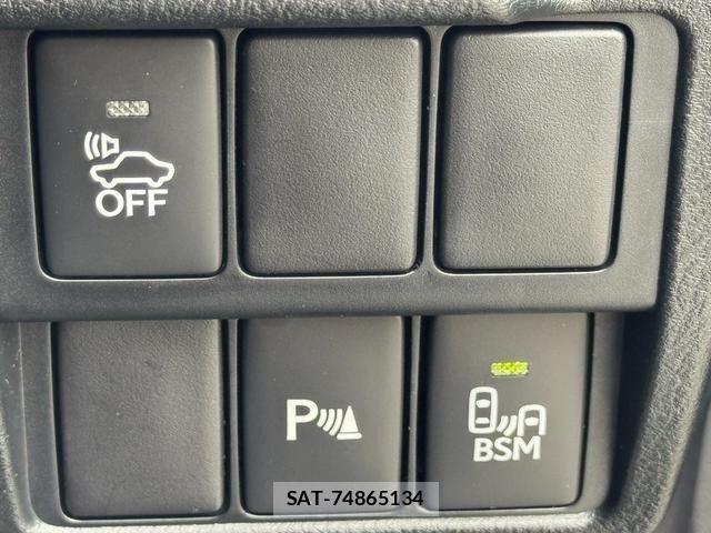 Lexus IS 2015-03 7220926-18