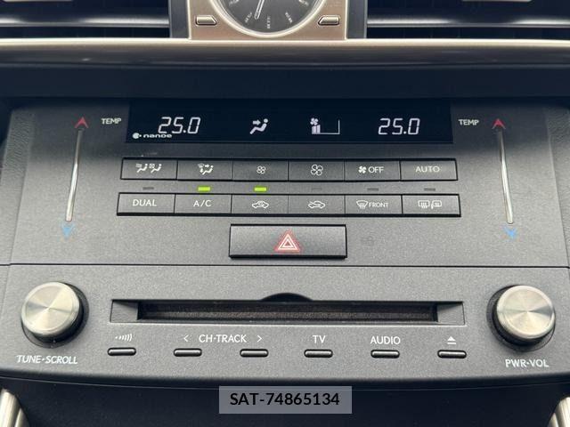 Lexus IS 2015-03 7220926-19