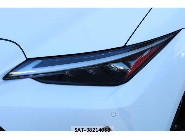 Lexus IS 2023-03 7220957-13