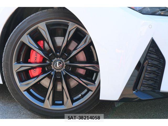Lexus IS 2023-03 7220957-3