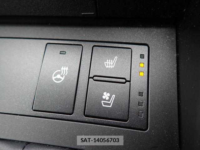 Lexus IS 2021-06 7220943-23