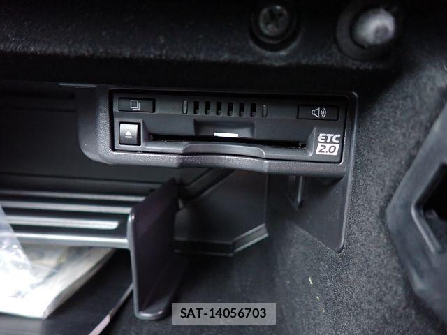 Lexus IS 2021-06 7220943-24