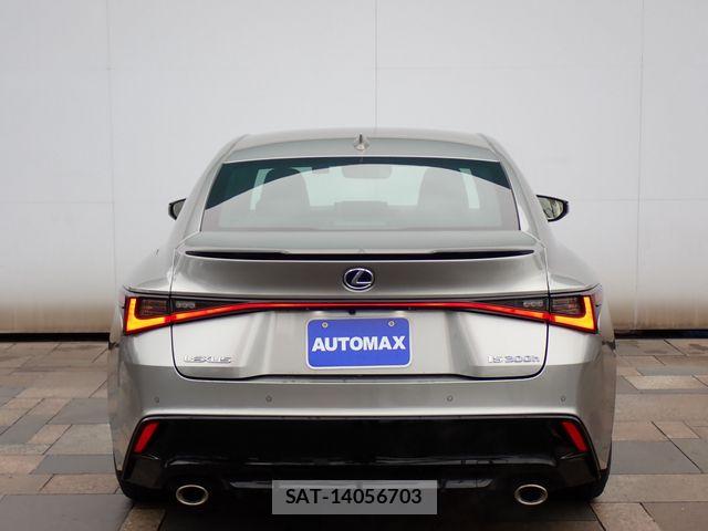 Lexus IS 2021-06 7220943-5