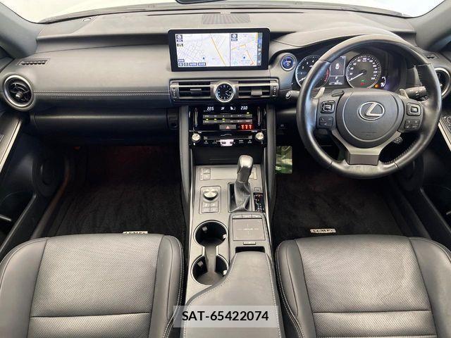 Lexus IS 2022-06 7220938-1