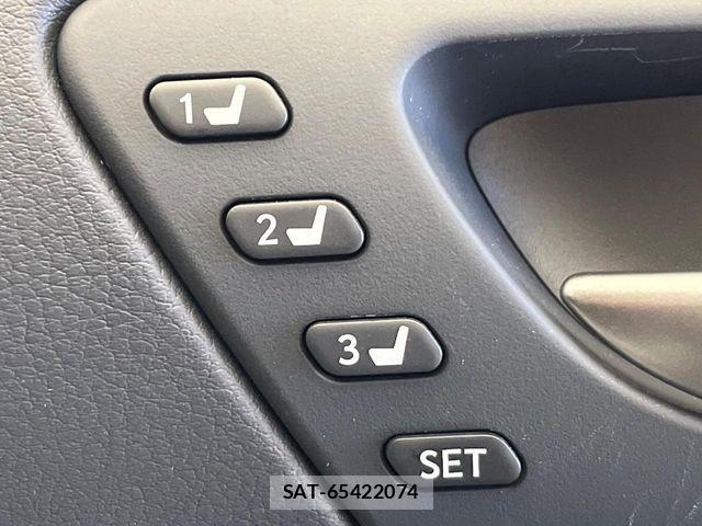 Lexus IS 2022-06 7220938-7
