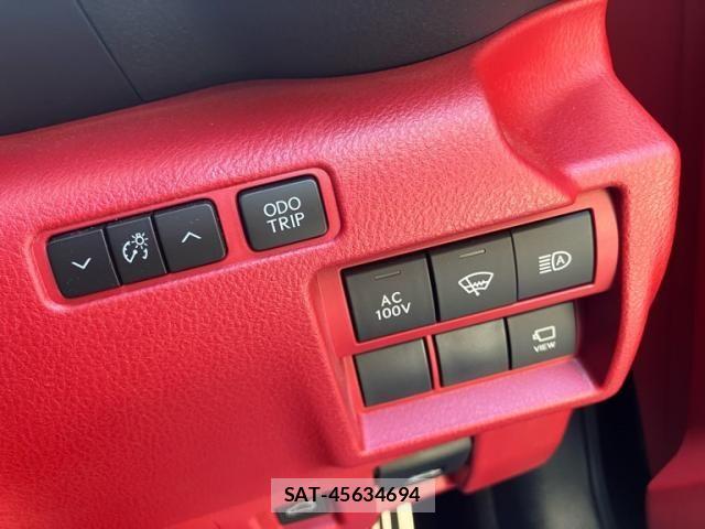 Lexus IS 2023-06 7220954-23