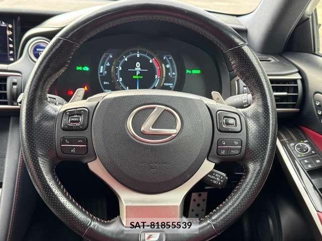 Lexus IS 2017-01 7220928-11