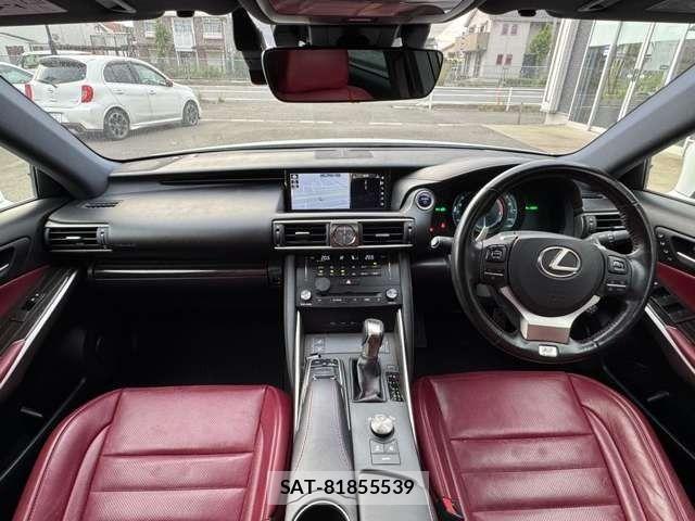 Lexus IS 2017-01 7220928-1
