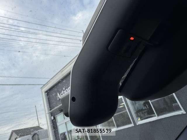 Lexus IS 2017-01 7220928-28