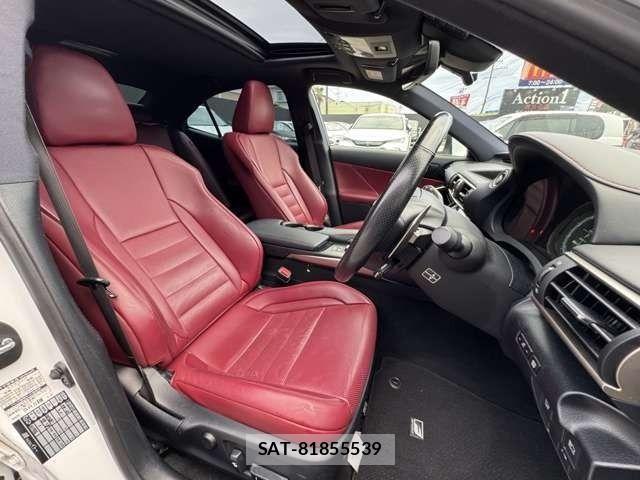 Lexus IS 2017-01 7220928-8